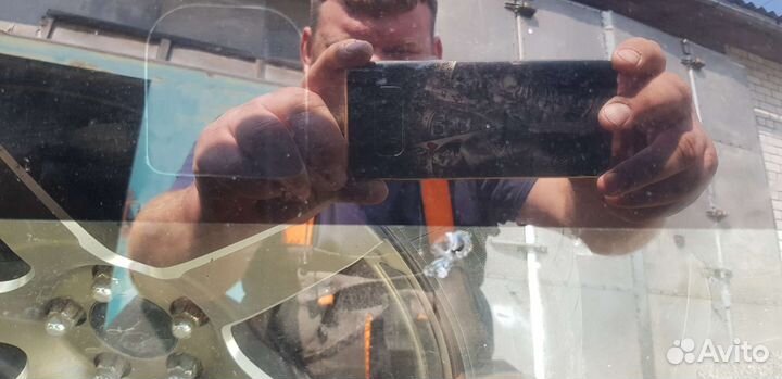 Лобовое стекло