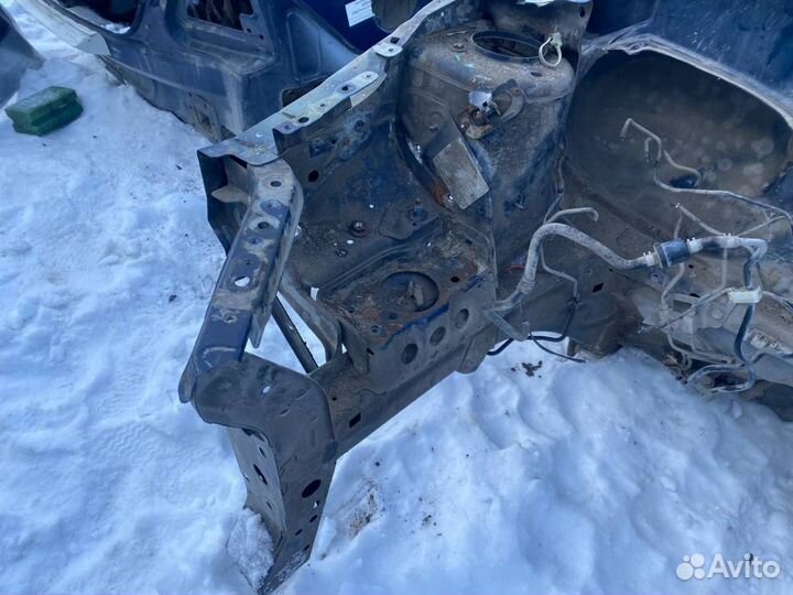 Лонжерон передний правый Nissan Tiida C11 2007-2014