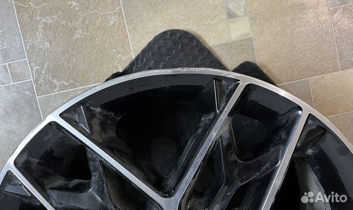 Диск литой r 18 Ka Optima 4