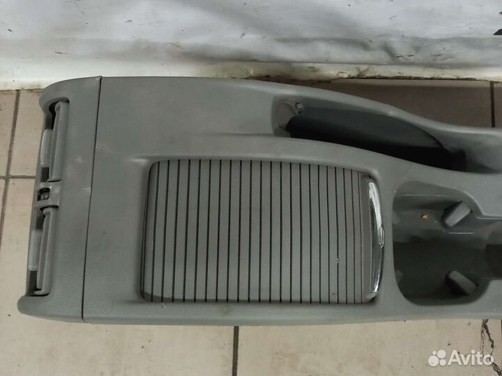 Центральный пластик, тоннель Шевроле Орландо