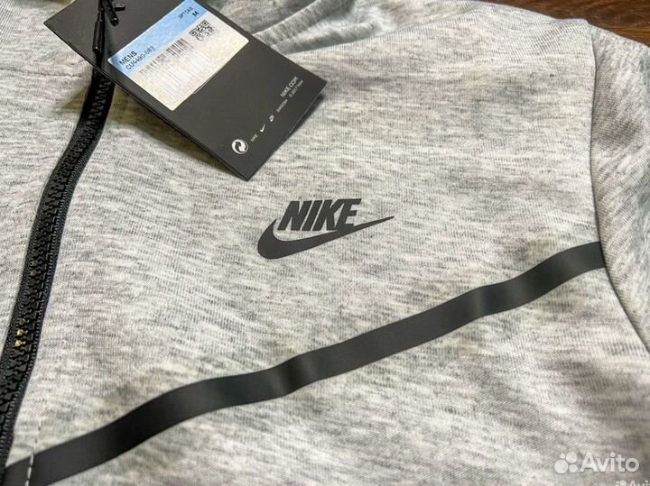 Спортивный костюм Nike Tech fleece