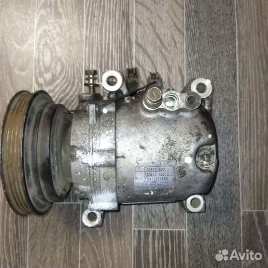 Компрессор кондиционера Nissan sr20de 9260052C11