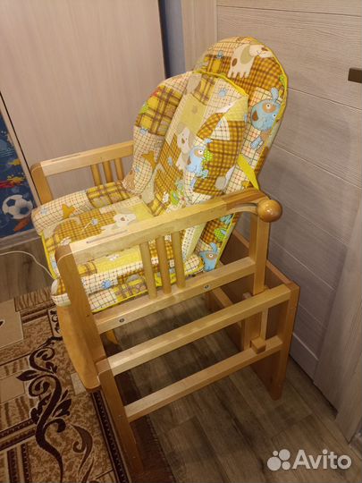 Стульчик для кормления