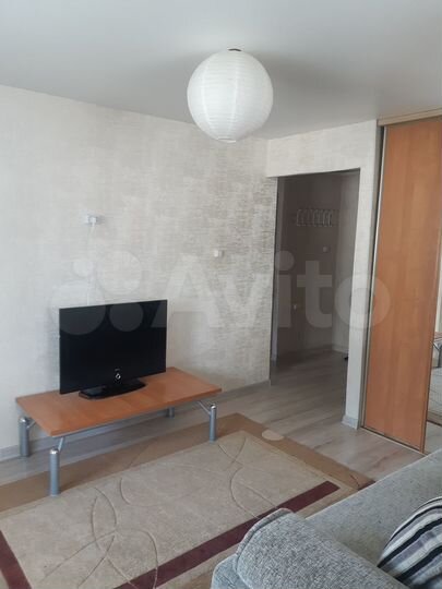 1-к. квартира, 42 м², 1/9 эт.