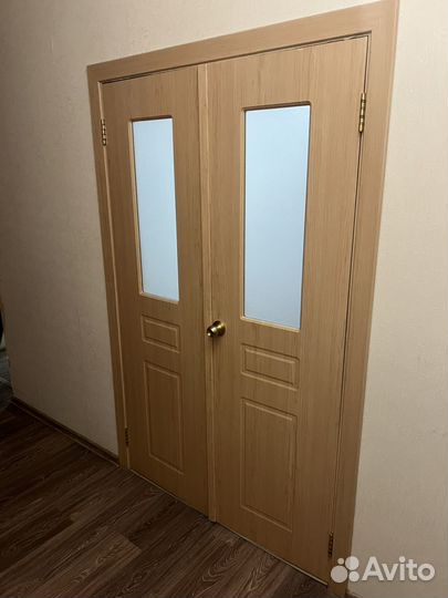 Межкомнатная двери в отличном состояний