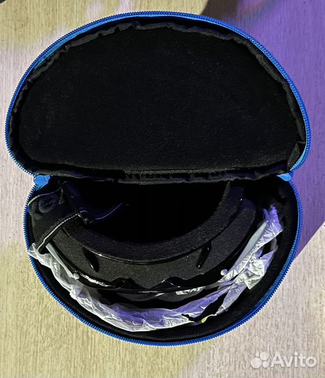 Горнолыжные очки Uvex