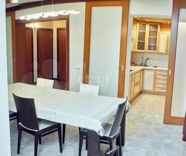 4-к. квартира, 182,1 м², 2/8 эт.