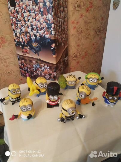 Миньоны из Макдональдса
