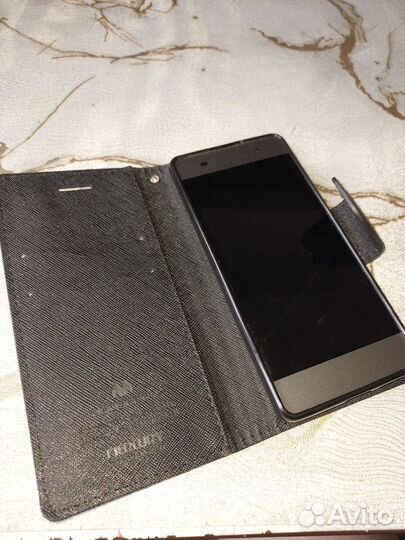 Sony Xperia XA Dual, 2/16 ГБ