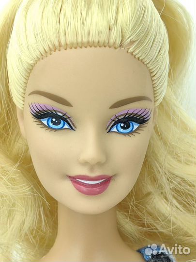 Barbie Fashionista 2011