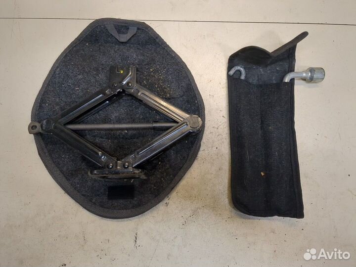 Набор инструментов штатный Hyundai Getz, 2004