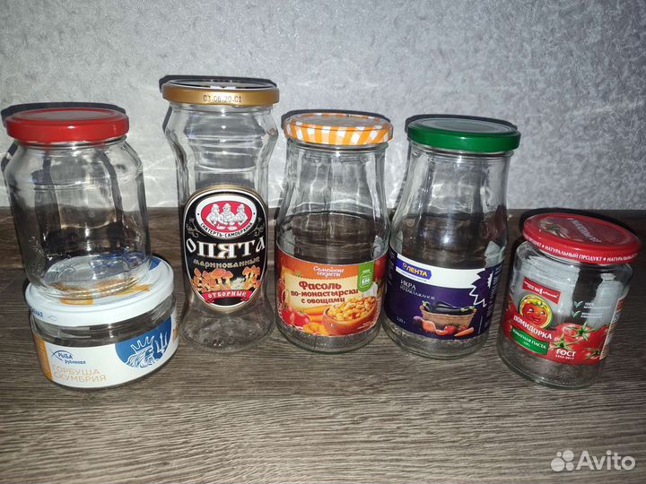 Банка с закручивающейся крышкой много