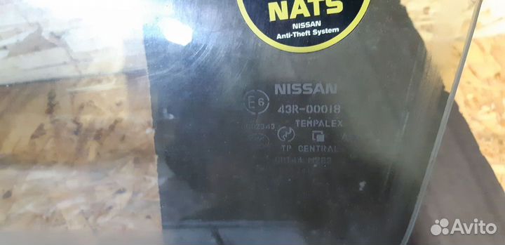 Стекло боковое Nissan X-Trail (T30) I (2000–2003)