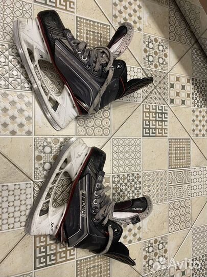 Хоккейные коньки bauer vapor X600 размер 3EE