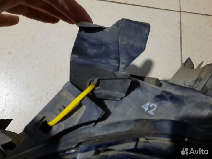 Фара передняя левая Lexus Lx570 2015+