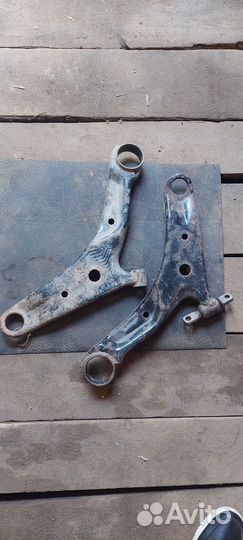 Передние рычаги Hyundai Santa Fe