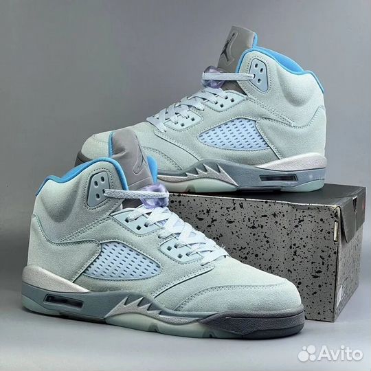 Nike Air Jordan 5 Retro Bluebird