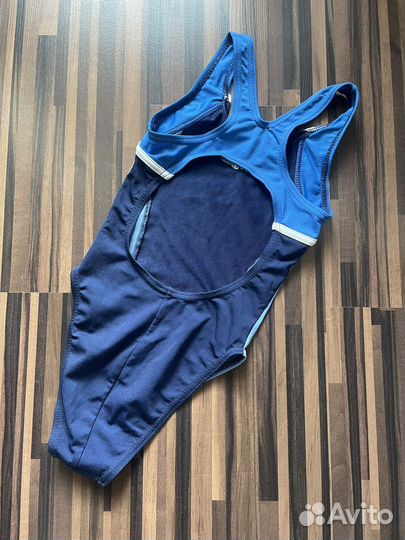 Купальник на 6-8 лет