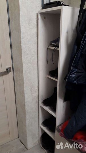 Полки и стеллажи