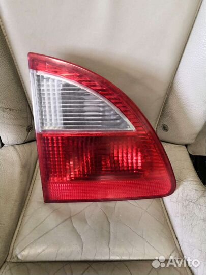 Фонарь внутр.зад.левый Ford Galaxy 2000-2006