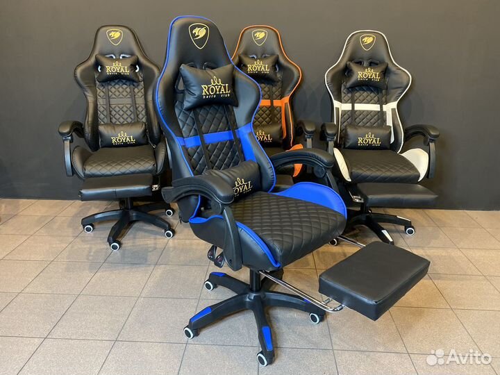 Геймерское кресло с вибромассажем и подножкой