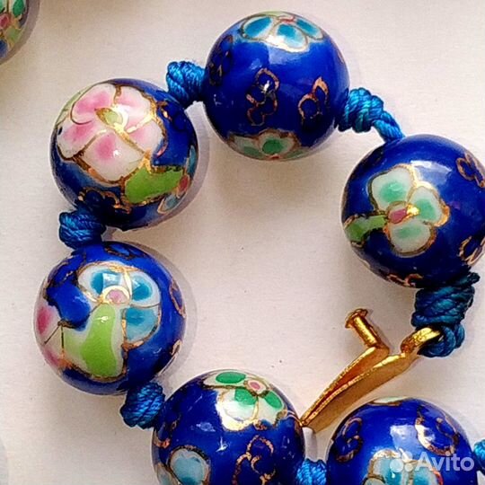 Шикарное винтажное колье из вручную расписанных бу