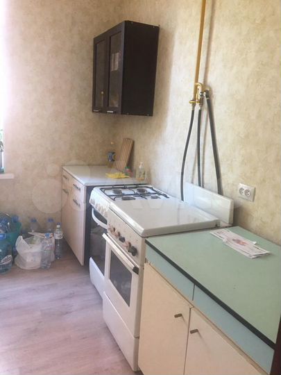 Комната 11 м² в 8-к., 2/2 эт.