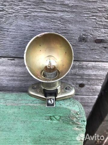 Подкапотная лампа пл 208