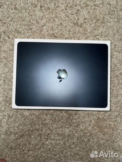 Apple macbook air 13 2022 m2