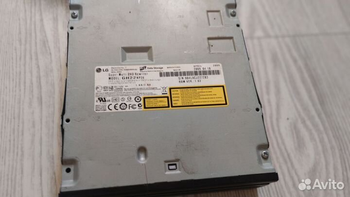 3 дисковода 2 LG и 1 Sony