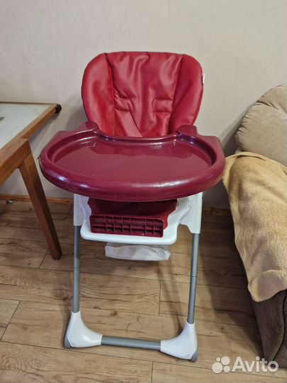 Стульчик для кормления pituso