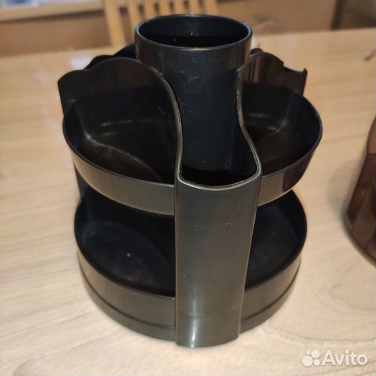 Для школы. Подставка и не только.Бесплатно