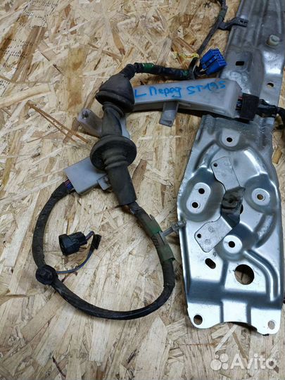Проводка двери передней левой Toyota Carina CT195