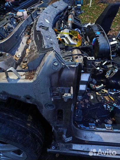 Volkswagen jetta 6 стойка лобового стекла