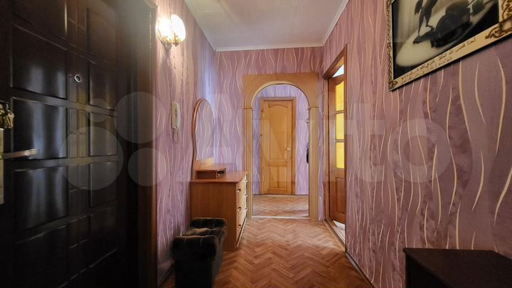 2-к. квартира, 50 м², 3/5 эт.