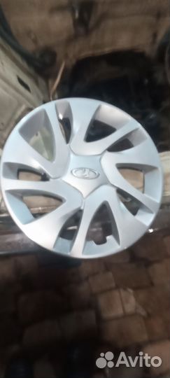 Колпак r14 лада