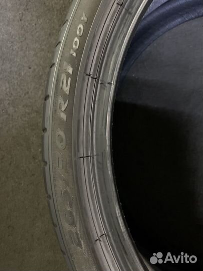 Pirelli P Zero 285/30 R21