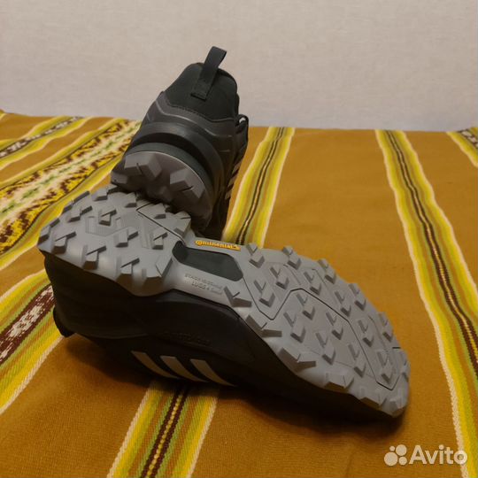 Кроссовки мужские демисезонные adidas terrex