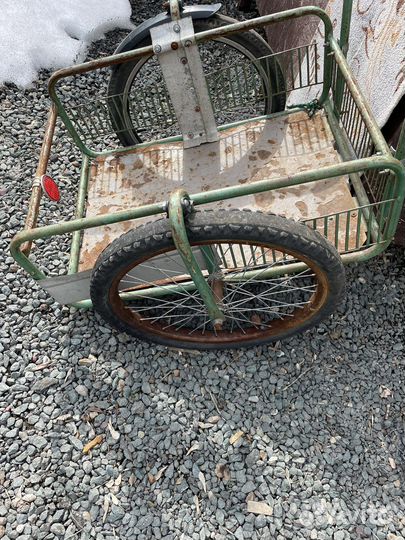 Велоприцеп пчелка