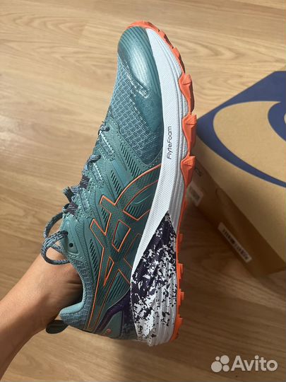 Asics Кроссовки женские