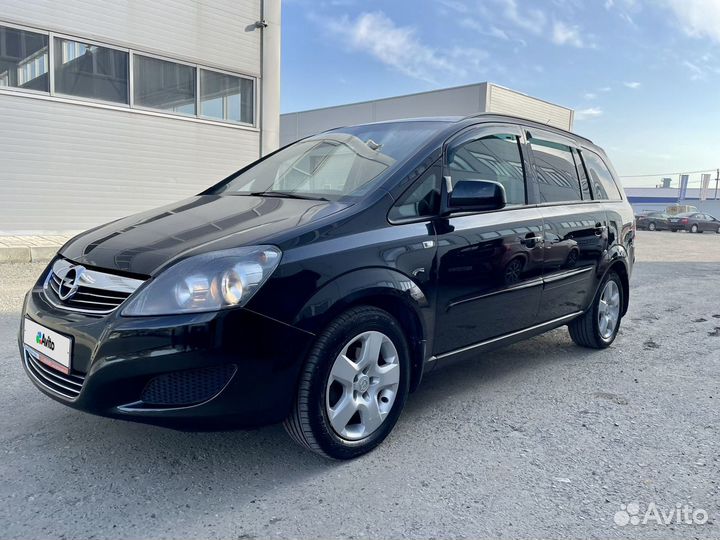 Opel Zafira 1.8 МТ, 2012, 112 000 км