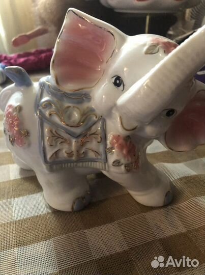 Фарфоровый слон