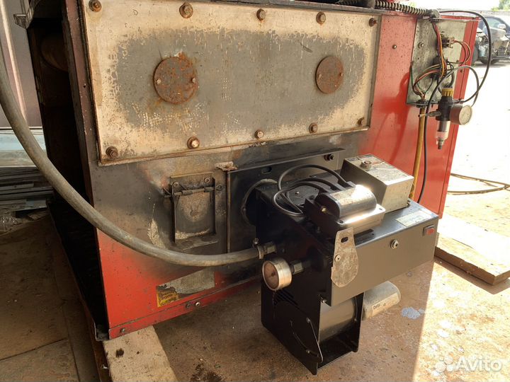 Тепловая воздушная печь на отработаном масле