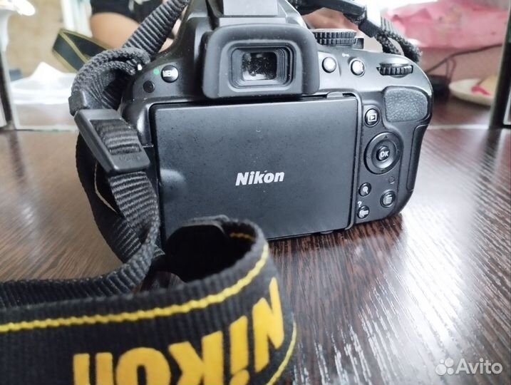 Зеркальный фотоаппарат nikon