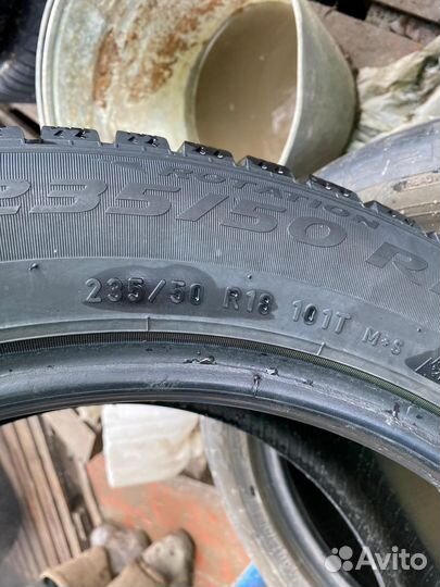 Pirelli Ice Zero 235/50 R18