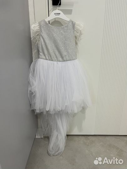Нарядное платье для девочки 110 116 пышное