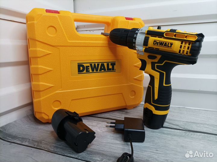 Шуруповерт dewalt