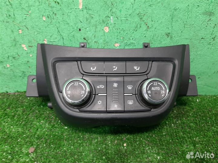 Панель управления отопителя Opel Zafira C 2014