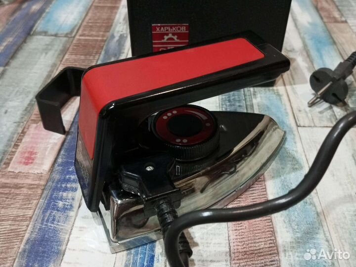 Мини утюг дорожный времëн СССР новый