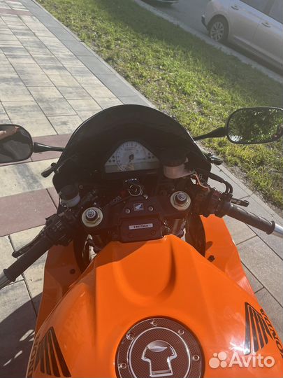 Honda cbr 1000rr